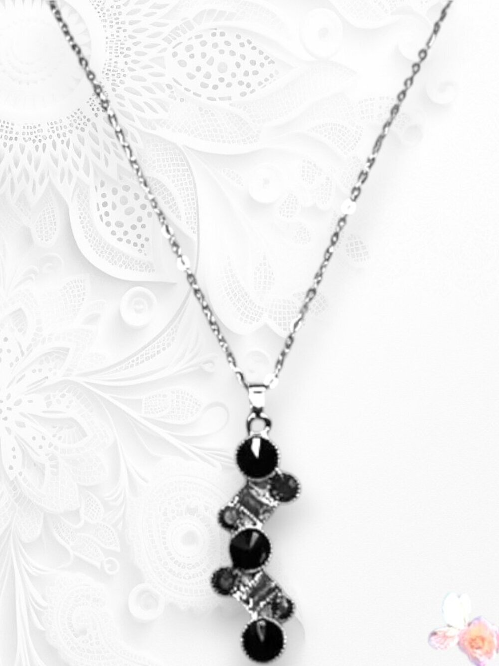 Silver Tone Necklace with Faceted Black Glass Drop Pendant 500